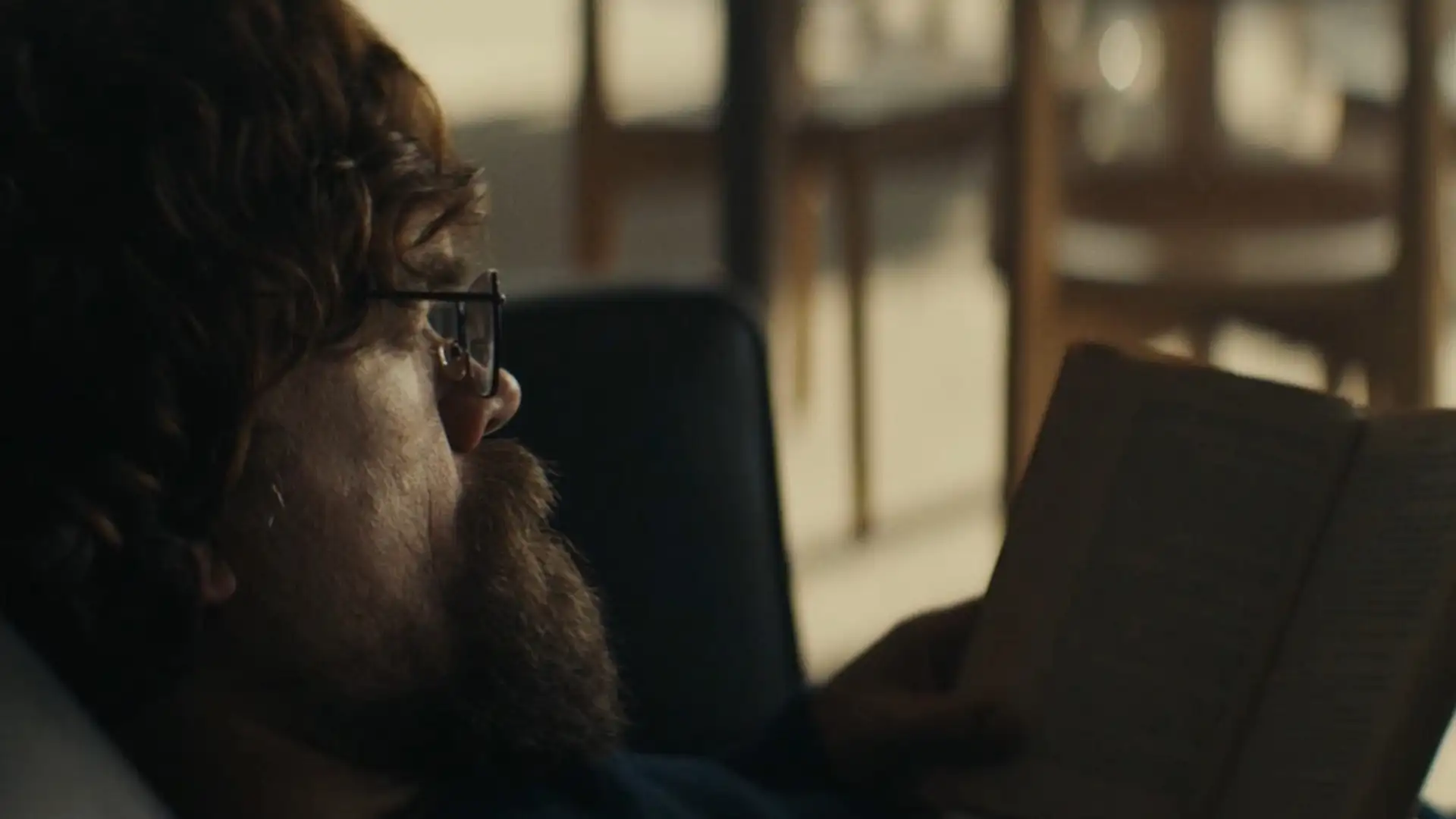 فکر کنم حالا تنها هستیم